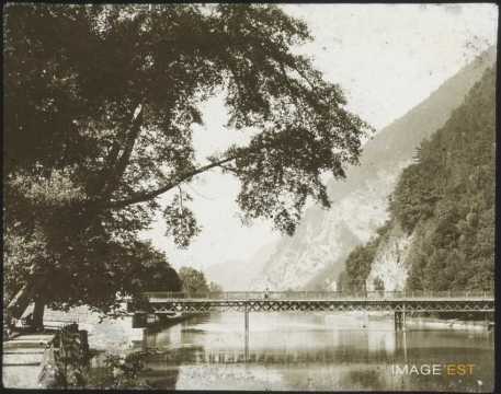 Pont sur le canal (Interlaken)